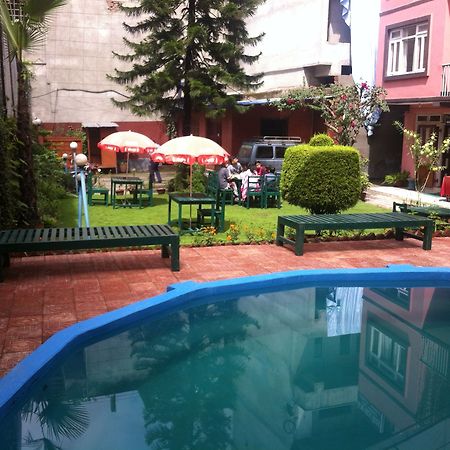 Acme Guest House Kathmandu Esterno foto
