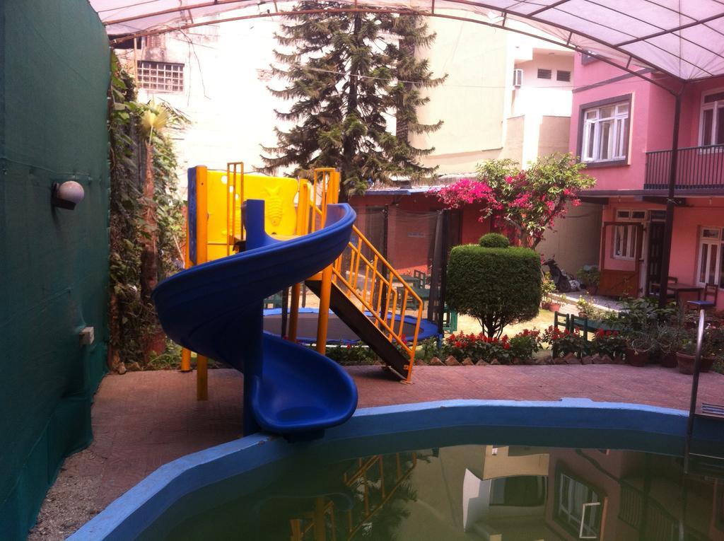 Acme Guest House Kathmandu Esterno foto