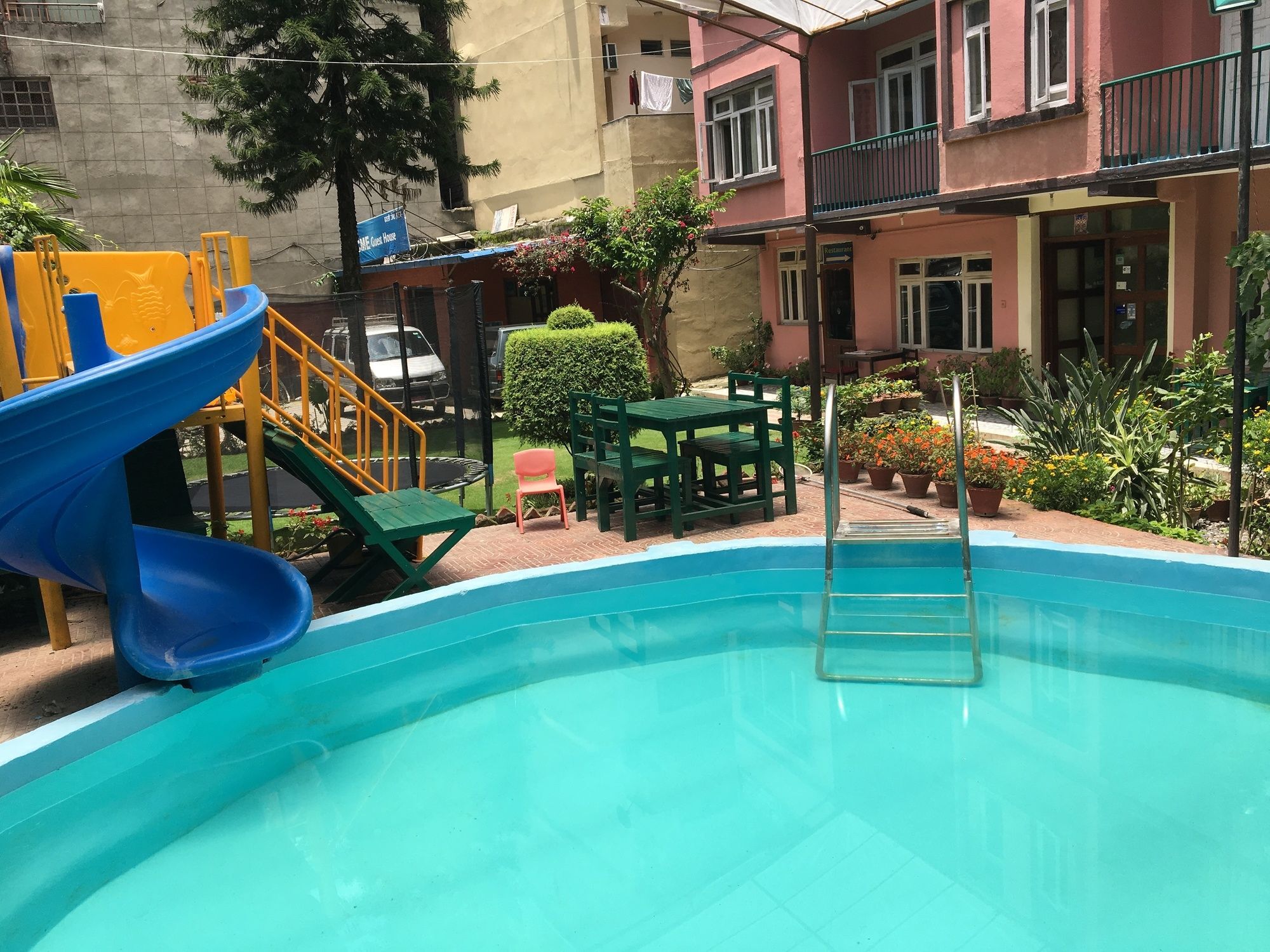 Acme Guest House Kathmandu Esterno foto