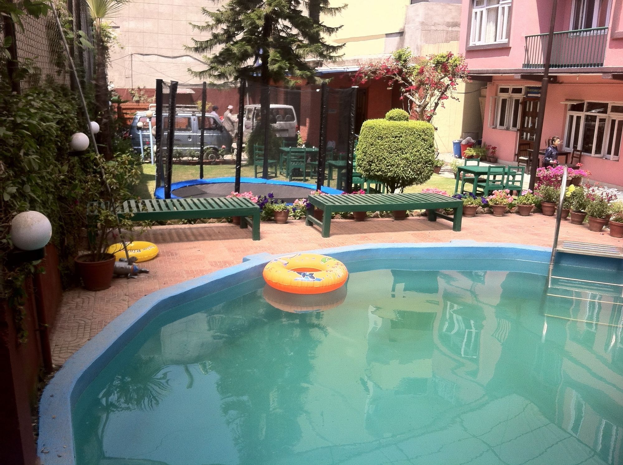 Acme Guest House Kathmandu Esterno foto